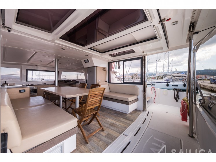 Bali 4.0 - Yacht Charter Sailica
