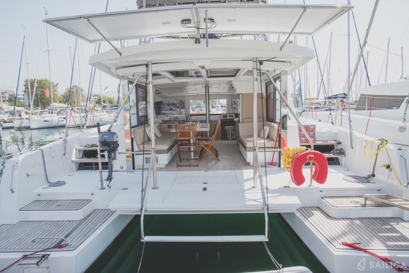 Bali 4.0 - Yacht Charter Sailica