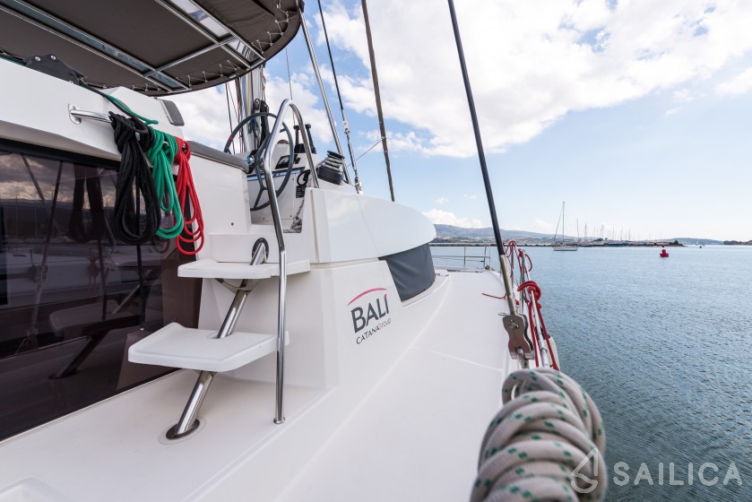 Bali 4.0 - Yacht Charter Sailica