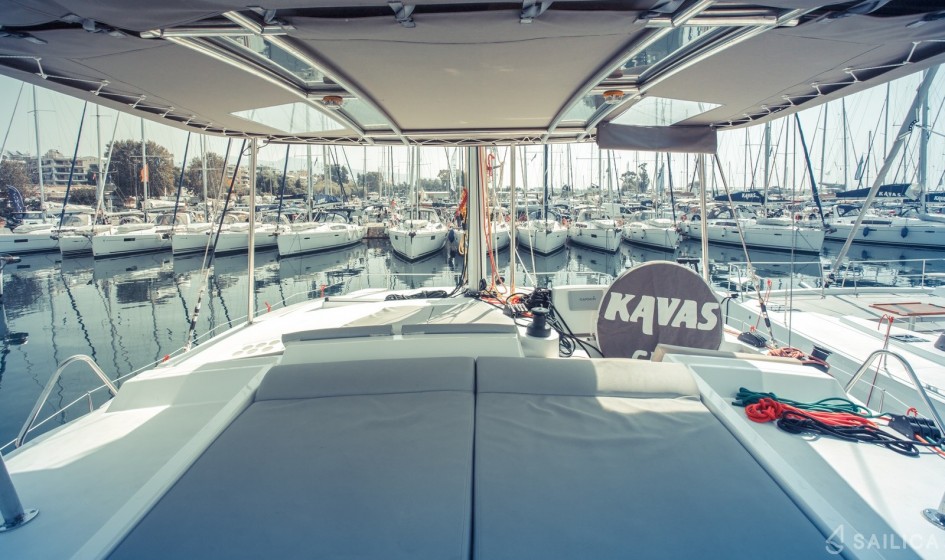 Bali 4.0 - Yacht Charter Sailica