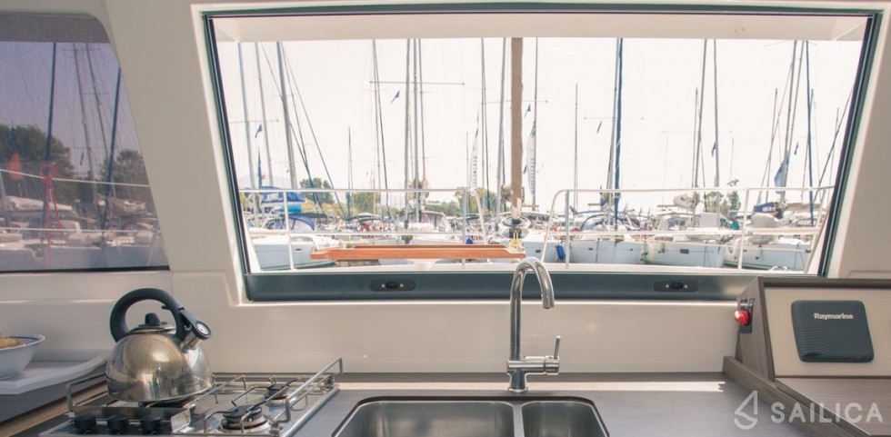 Bali 4.0 - Yacht Charter Sailica