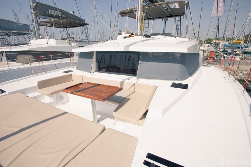Bali 4.0 - Yacht Charter Sailica