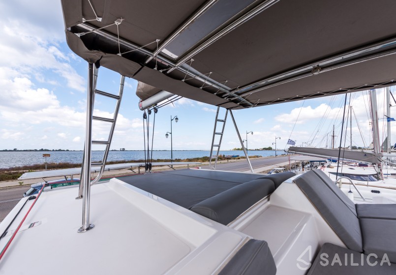 Bali 4.0 - Yacht Charter Sailica