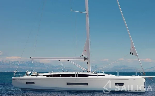 Bavaria 46 Cruiser - Yacht Charter Sailica