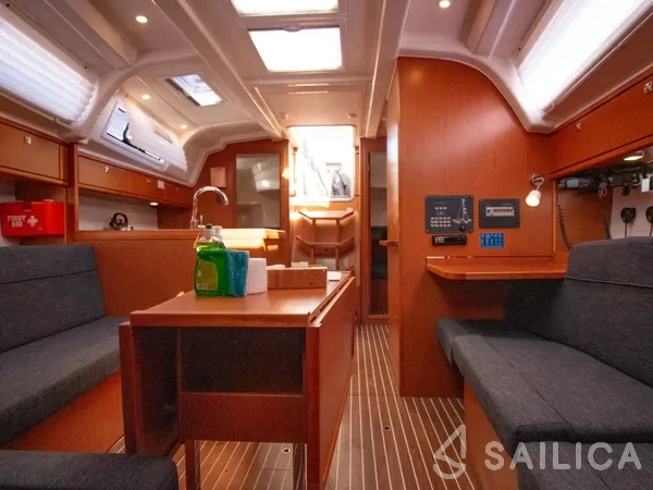 Bavaria 37 - Yacht Charter Sailica
