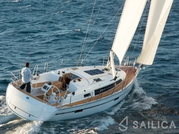 Bavaria 37 - Yacht Charter Sailica