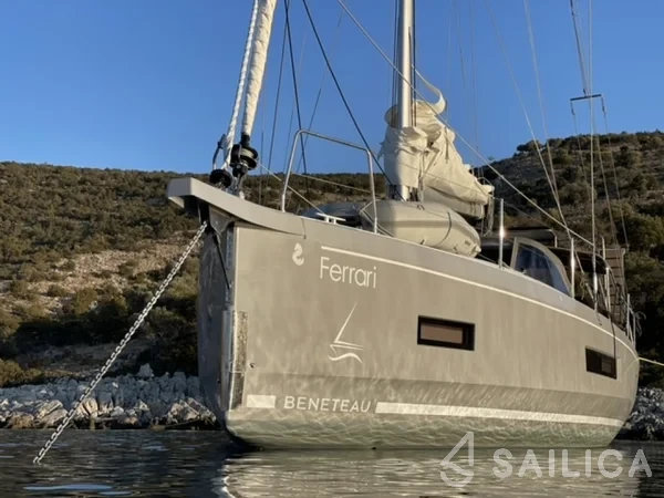 Oceanis 40.1 - Yacht Charter Sailica
