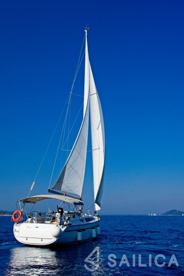 Bavaria 41 Cruiser - Yacht Charter Sailica