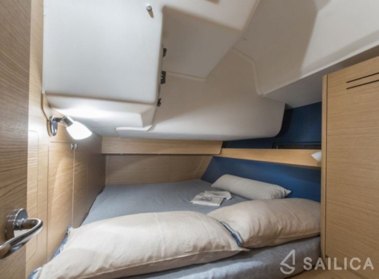 Dufour 460 GL - Yacht Charter Sailica
