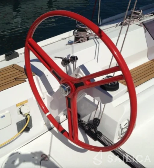 Elan 350 Performance - Yacht Charter Sailica