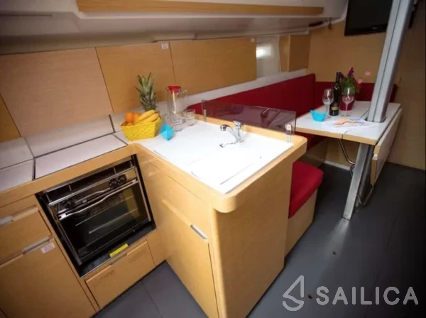 Elan 350 Performance - Yacht Charter Sailica