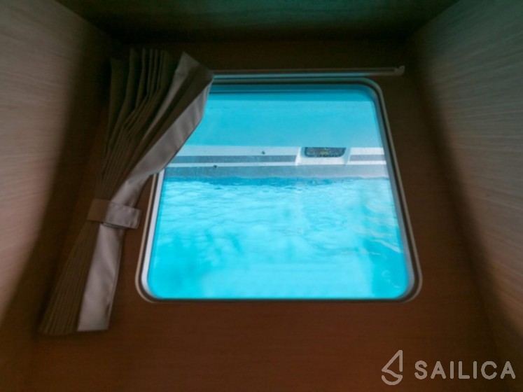 Lagoon 400 S2 - Yacht Charter Sailica