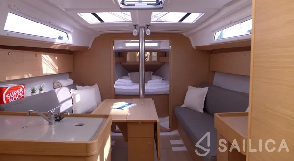 Dufour 360 GL - Yacht Charter Sailica