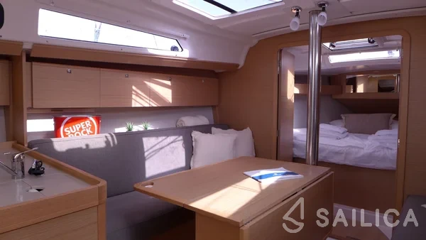 Dufour 360 GL - Yacht Charter Sailica