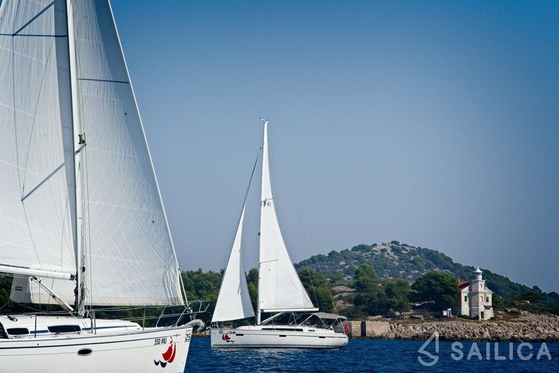 Bavaria 41 Cruiser - Yacht Charter Sailica