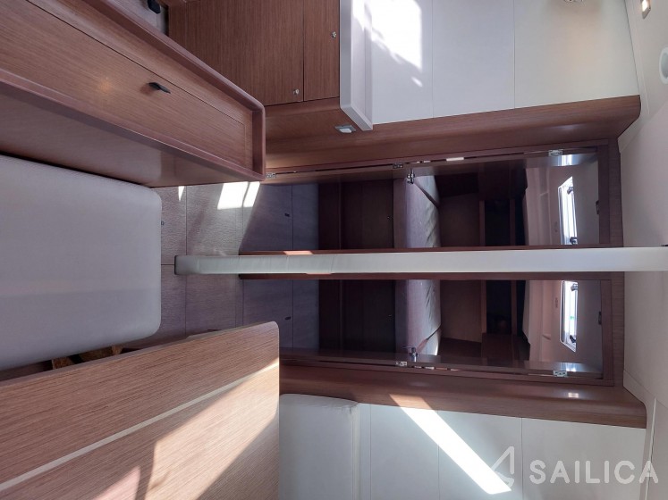 Oceanis 46.1 - Yacht Charter Sailica