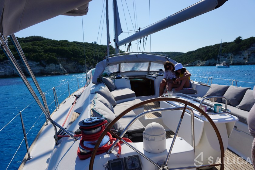 Sun Odyssey 54DS - Yacht Charter Sailica