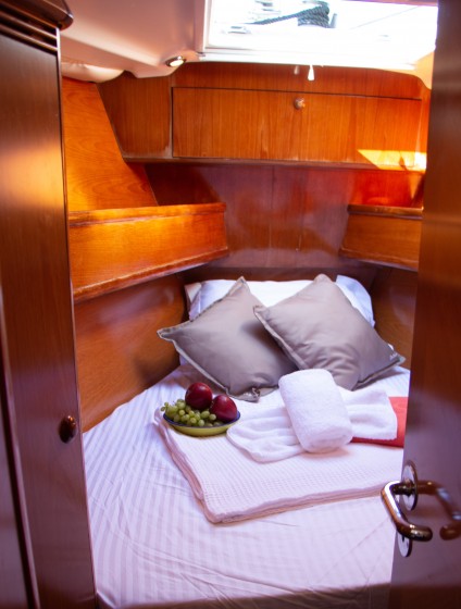 Sun Odyssey 54DS - Yacht Charter Sailica