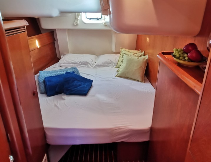 Sun Odyssey 54DS - Yacht Charter Sailica