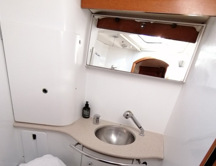 Sun Odyssey 54DS - Yacht Charter Sailica