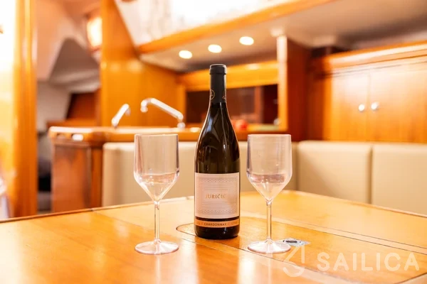 Elan 333 - Yacht Charter Sailica