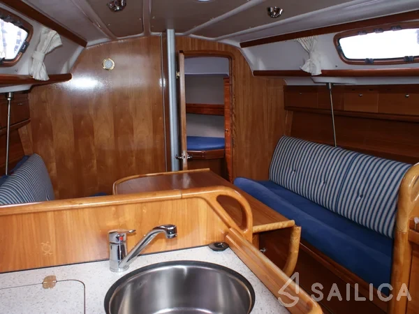 Bavaria 30 Cruiser - Yacht Charter Sailica