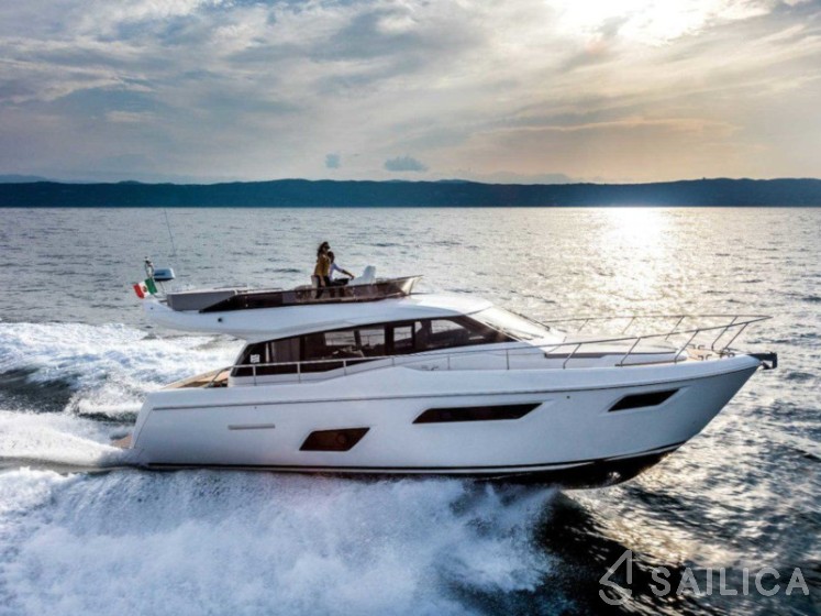 Ferretti 450 - Yacht Charter Sailica