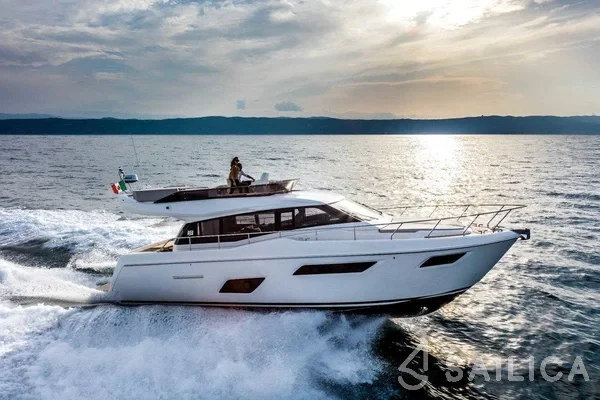 Ferretti 450 - Yacht Charter Sailica