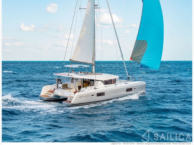 Lagoon 42 - Yacht Charter Sailica