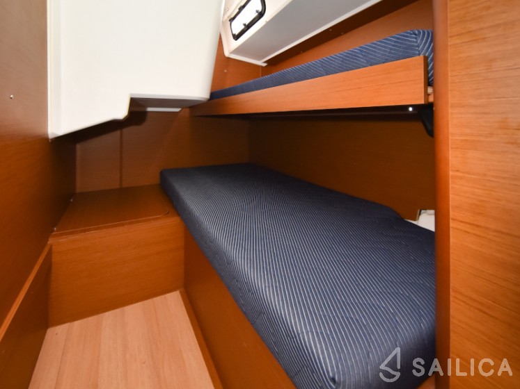 Sun Loft 47 - Yacht Charter Sailica