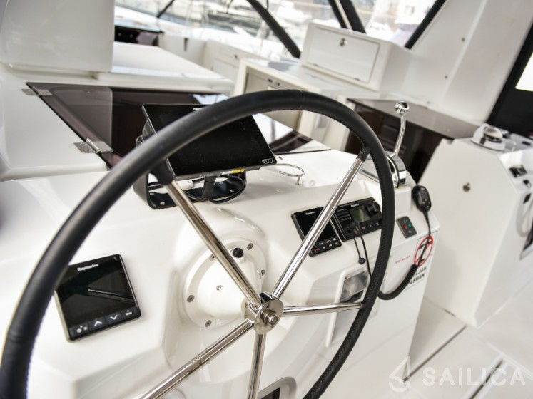 Sun Loft 47 - Yacht Charter Sailica