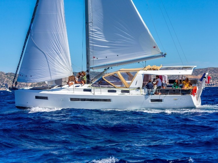 Sun Loft 47 - Yacht Charter Sailica