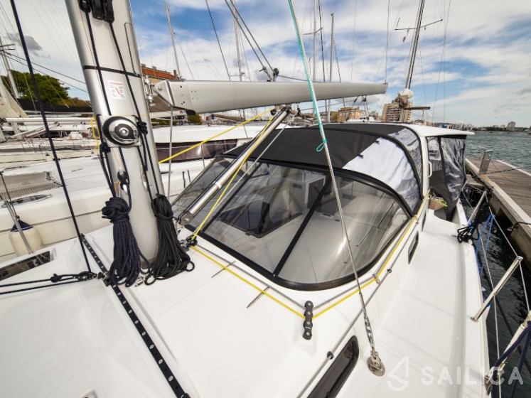 Sun Loft 47 - Yacht Charter Sailica