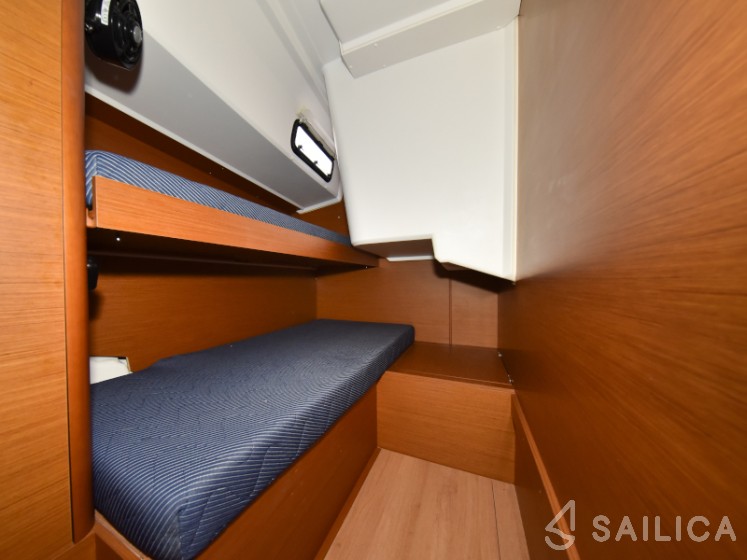 Sun Loft 47 - Yacht Charter Sailica