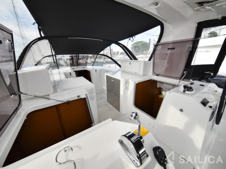 Sun Loft 47 - Yacht Charter Sailica