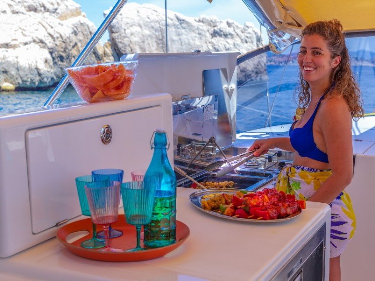 Sun Loft 47 - Yacht Charter Sailica