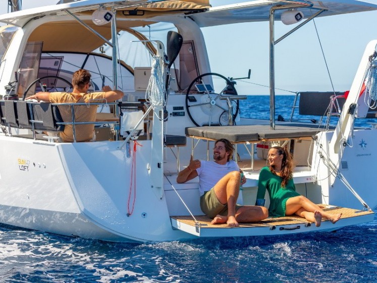 Sun Loft 47 - Yacht Charter Sailica