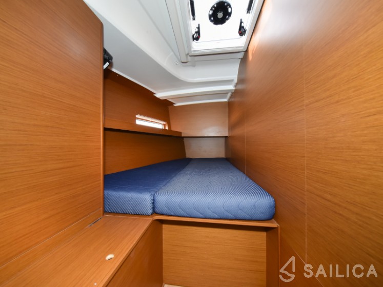 Sun Loft 47 - Yacht Charter Sailica