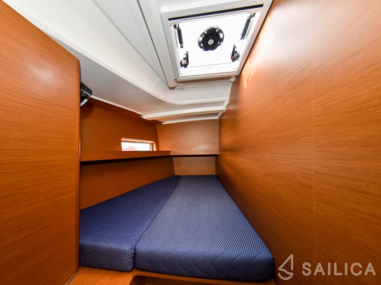 Sun Loft 47 - Yacht Charter Sailica