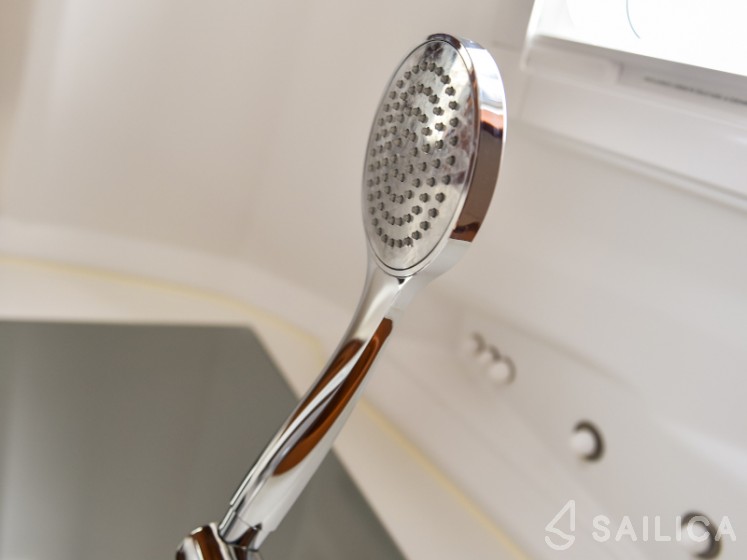 Sun Loft 47 - Yacht Charter Sailica