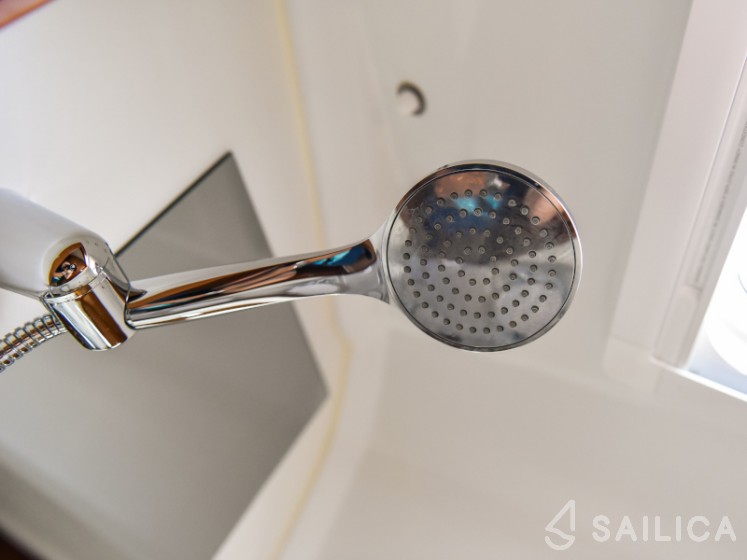 Sun Loft 47 - Yacht Charter Sailica