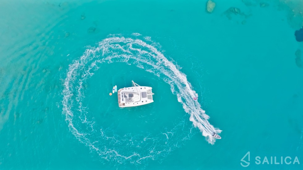 Saona 47 - Yacht Charter Sailica