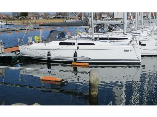 Hanse 315 - Yacht Charter Sailica