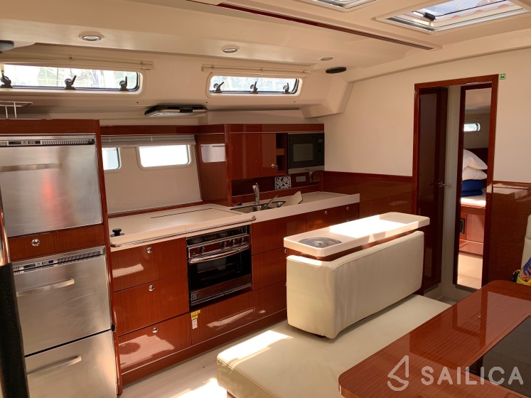Hanse 505 - Yacht Charter Sailica