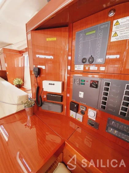 Hanse 505 - Yacht Charter Sailica