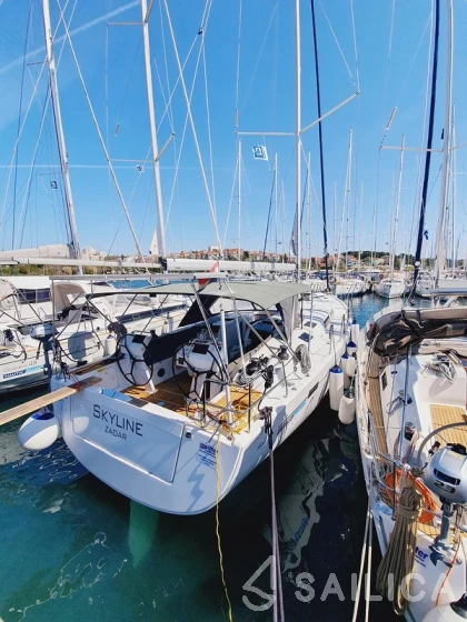 Hanse 505 - Yacht Charter Sailica