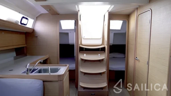 Dufour 412 GL - Yacht Charter Sailica