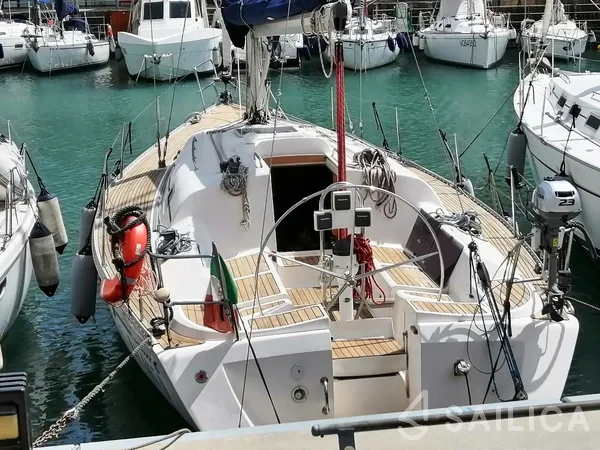 Elan 40 - Yacht Charter Sailica