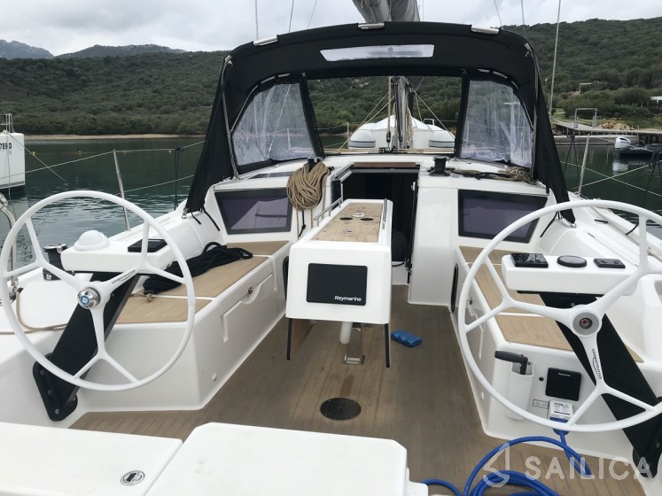 Dufour 390 Grand Large - Yacht Charter Sailica