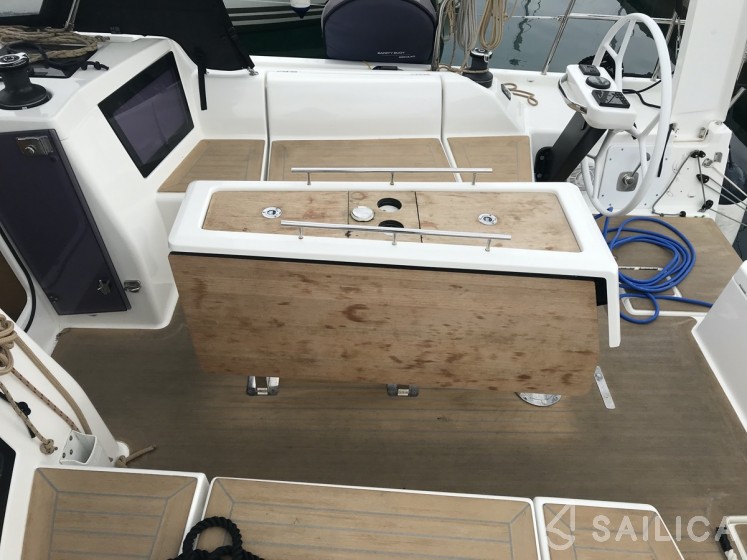 Dufour 390 Grand Large - Yacht Charter Sailica